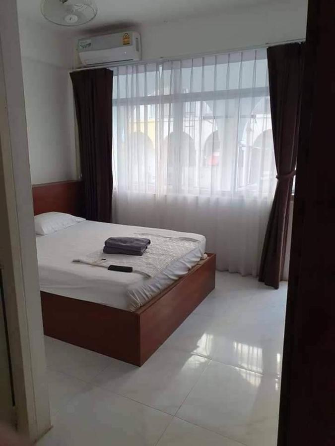 Hotel Big Moose Pattaya Extérieur photo